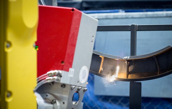 LASER: Ekologická inovace při čištění závěsové techniky v lakovnách s LASCAM systems s.r.o.