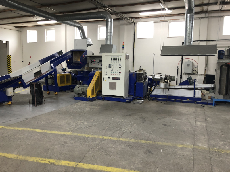 Recyklační linka YEI MACHINERY YDN-V85